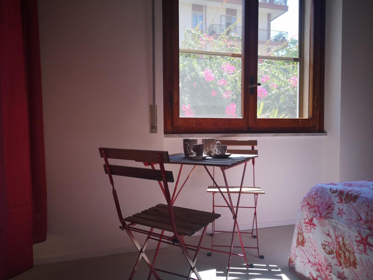 Il Giardino Di Anna - Charming Rooms In カリアリ エクステリア 写真